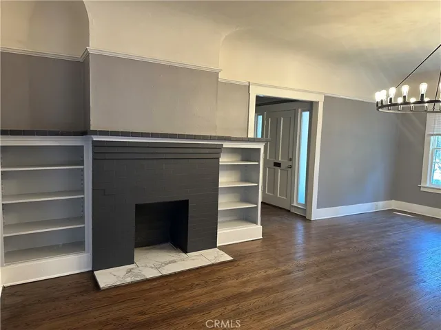 1013 Locust Avenue, Long Beach, California 90813