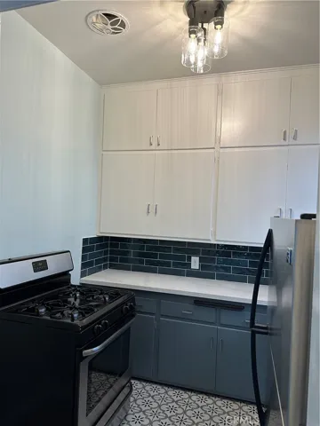 1013 Locust Avenue, Long Beach, California 90813