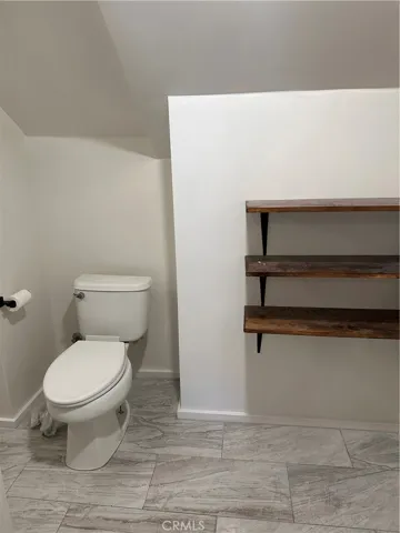 1013 Locust Avenue, Long Beach, California 90813