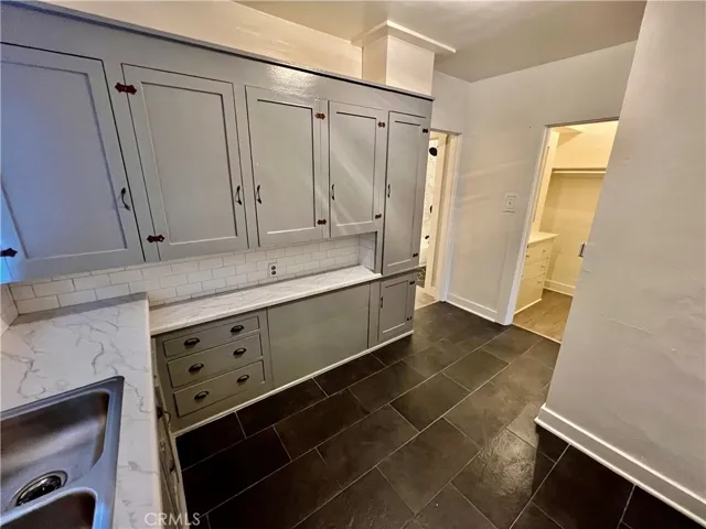 1013 Locust Avenue, Long Beach, California 90813