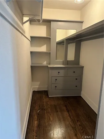 1013 Locust Avenue, Long Beach, California 90813