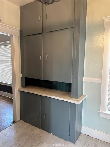 1013 Locust Avenue, Long Beach, California 90813