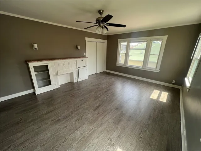 1013 Locust Avenue, Long Beach, California 90813