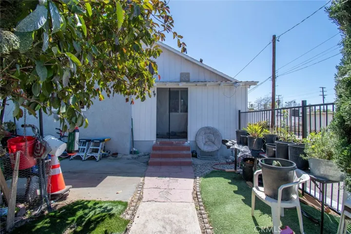 2826 10th Street, Riverside, California 92507