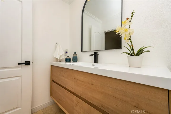 384 S Country Hill Road, Anaheim Hills, California 92808
