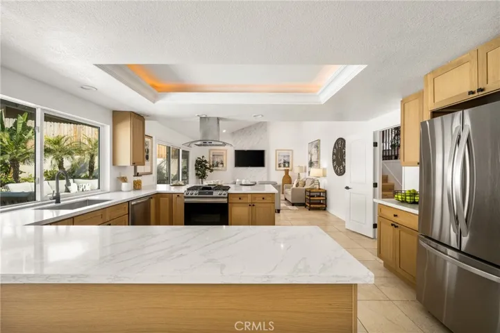 384 S Country Hill Road, Anaheim Hills, California 92808