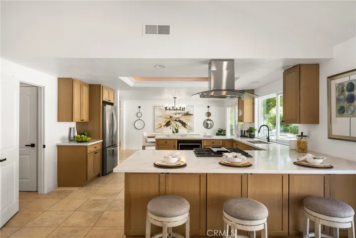 384 S Country Hill Road, Anaheim Hills, California 92808