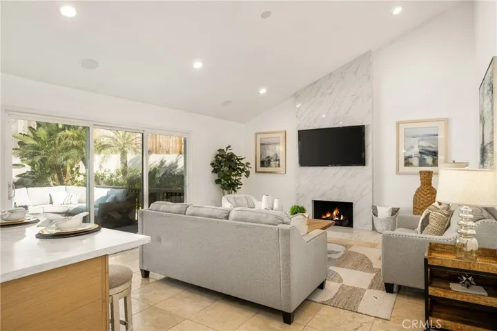 384 S Country Hill Road, Anaheim Hills, California 92808