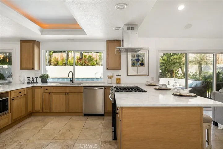 384 S Country Hill Road, Anaheim Hills, California 92808