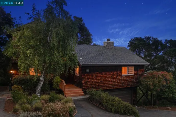 15 Miramonte Road, Orinda, California 94563
