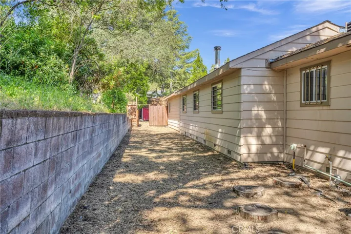 1835 Hartley Street, Lakeport, California 95453