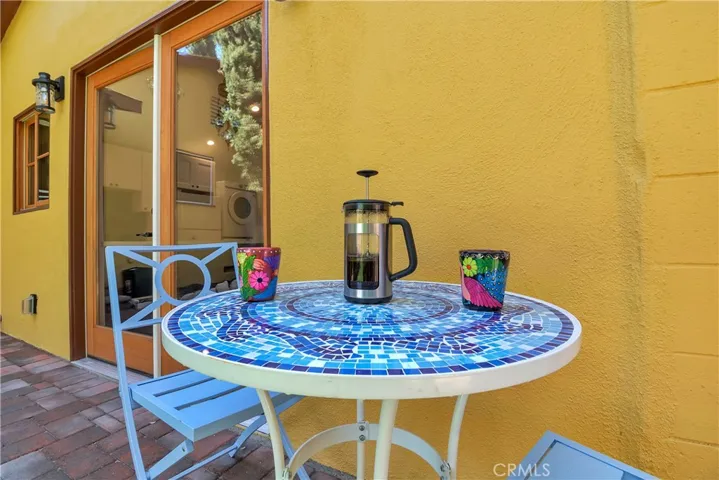 23735 Tiara Street, Woodland Hills, California 91367
