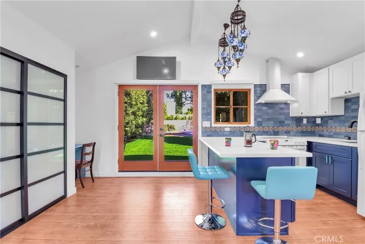 23735 Tiara Street, Woodland Hills, California 91367