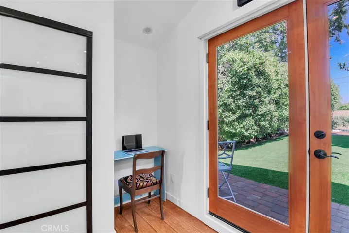 23735 Tiara Street, Woodland Hills, California 91367