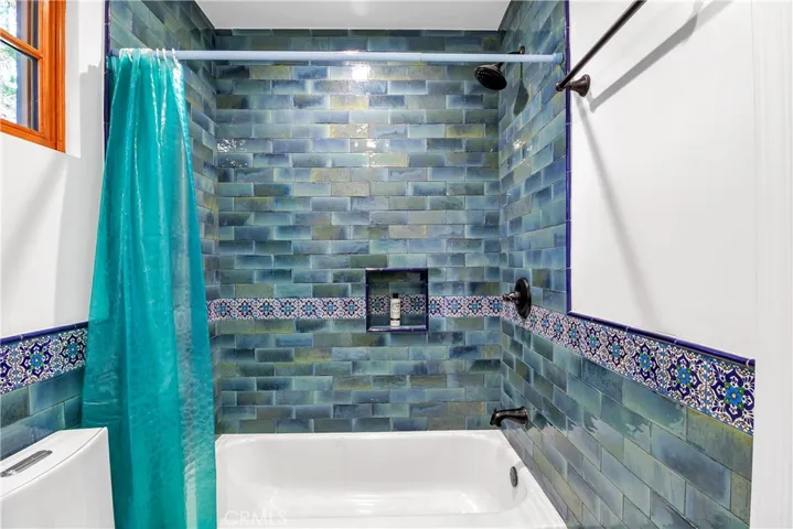23735 Tiara Street, Woodland Hills, California 91367