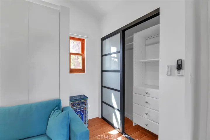 23735 Tiara Street, Woodland Hills, California 91367