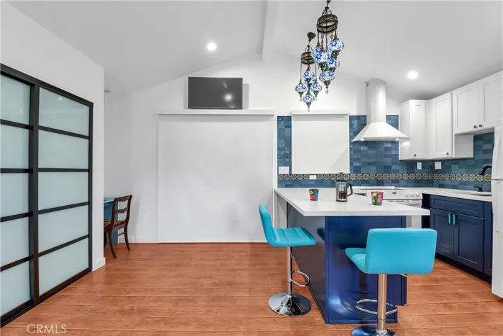 23735 Tiara Street, Woodland Hills, California 91367