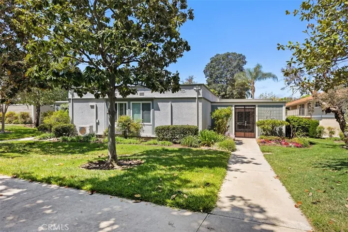 679 Via Alhambra C, Laguna Woods, California 92637
