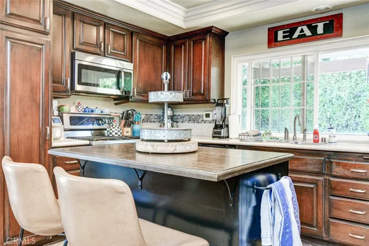 17761 Weatherly Drive, Yorba Linda, California 92886
