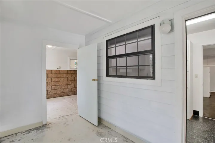 37684 Live Oak Street, Angelus Oaks, California 92305