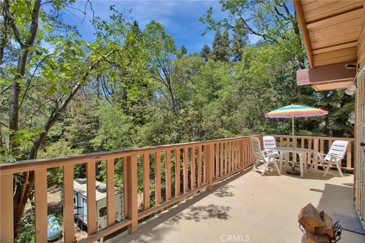 3rd level Deck