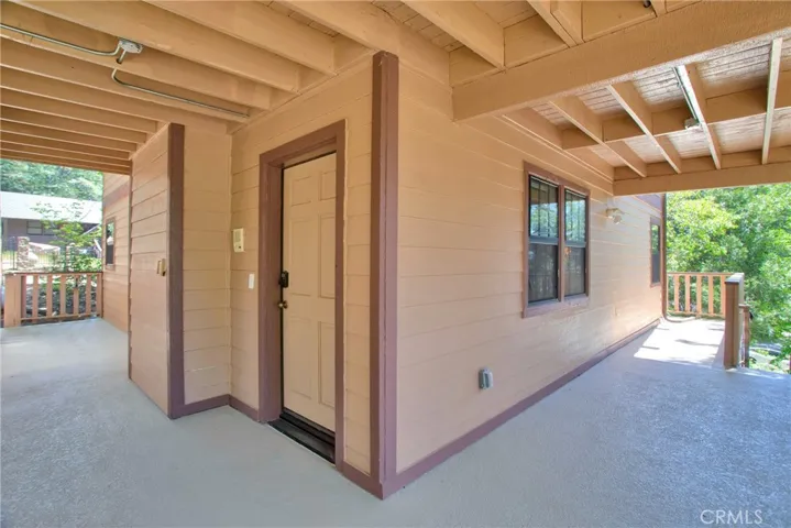 37684 Live Oak Street, Angelus Oaks, California 92305