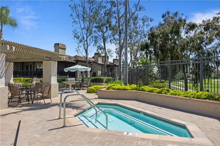 29 Via Ermitas, Rancho Santa Margarita, California 92688
