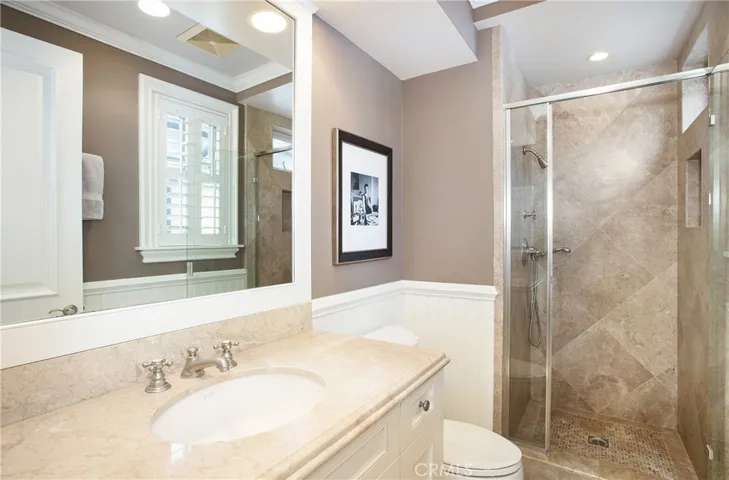421 E Edgewater Avenue, Newport Beach, California 92661