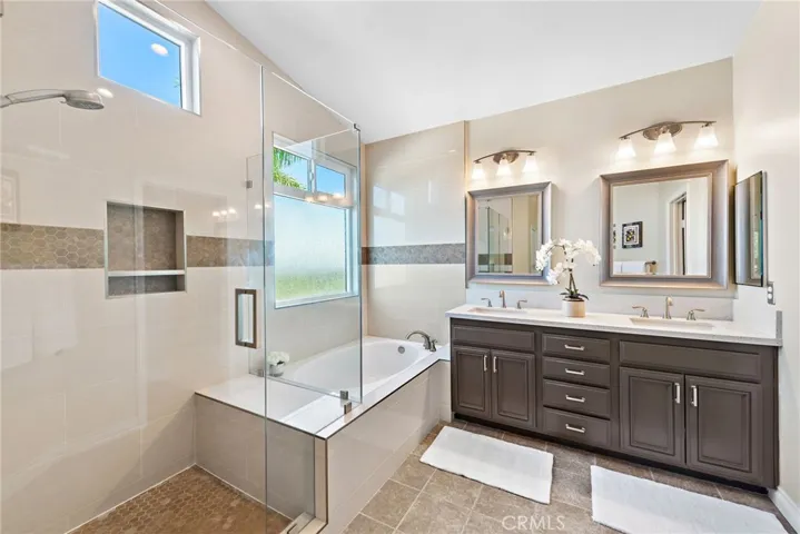 16 Via Belmonte, Rancho Santa Margarita, California 92688