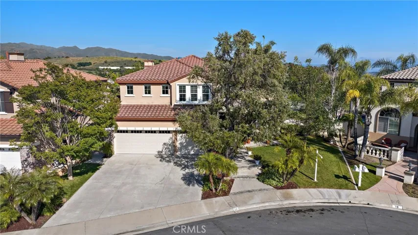 16 Via Belmonte, Rancho Santa Margarita, California 92688