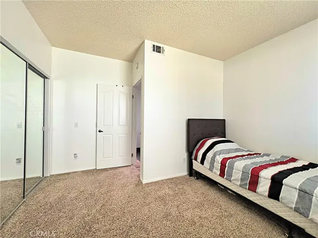 2805 W Avenue K12 141, Lancaster, California 93536