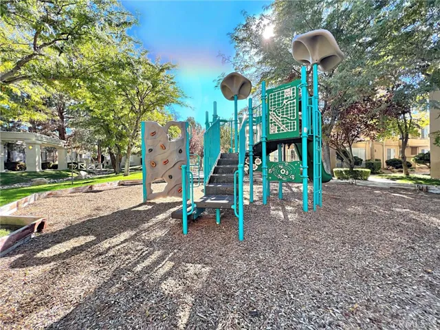 2805 W Avenue K12 141, Lancaster, California 93536