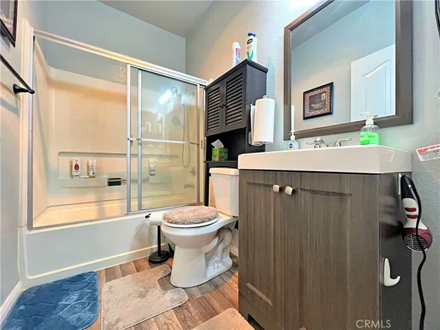 2805 W Avenue K12 141, Lancaster, California 93536