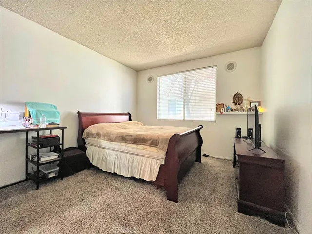 2805 W Avenue K12 141, Lancaster, California 93536