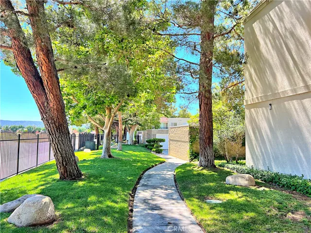 2805 W Avenue K12 141, Lancaster, California 93536