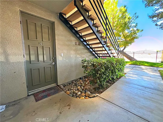 2805 W Avenue K12 141, Lancaster, California 93536
