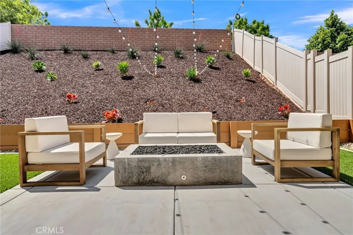11423 Vista Way, Corona, California 92883