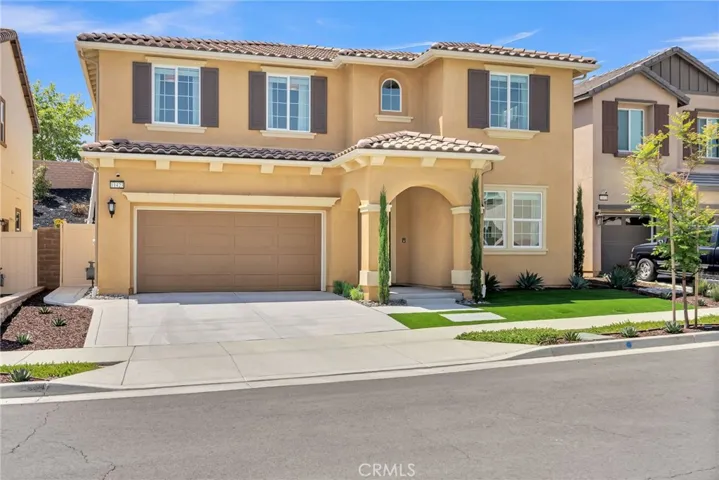 11423 Vista Way, Corona, California 92883