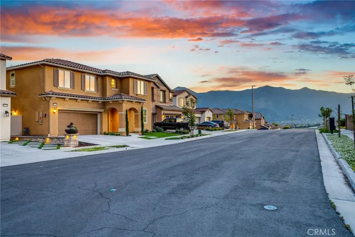 11423 Vista Way, Corona, California 92883