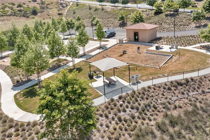 11423 Vista Way, Corona, California 92883