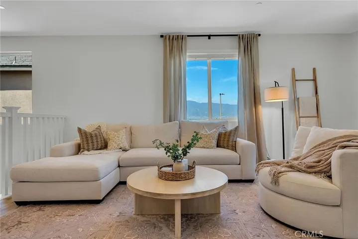 11423 Vista Way, Corona, California 92883