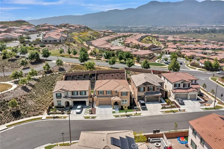11423 Vista Way, Corona, California 92883