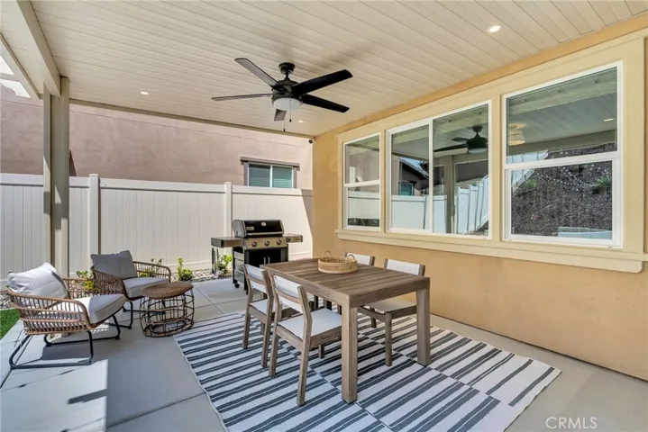 11423 Vista Way, Corona, California 92883