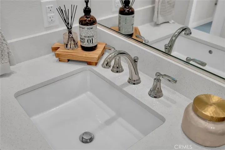 11423 Vista Way, Corona, California 92883