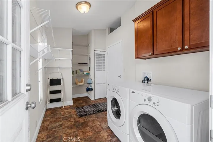 Extra Big Laundry and Utility Room