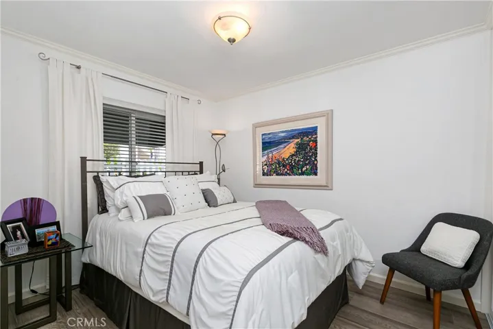 1094 Noria Street, Laguna Beach, California 92651