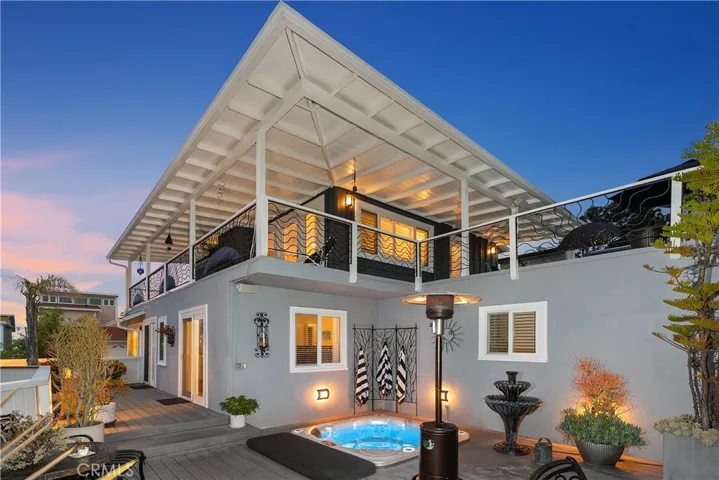 1094 Noria Street, Laguna Beach, California 92651