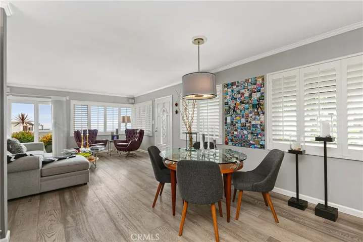 1094 Noria Street, Laguna Beach, California 92651