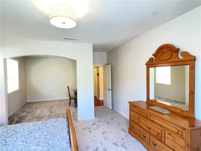 4049 Running Oak Lane 2, San Bernardino, California 92407