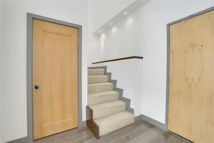 13331 Moorpark Street 333, Sherman Oaks, California 91423